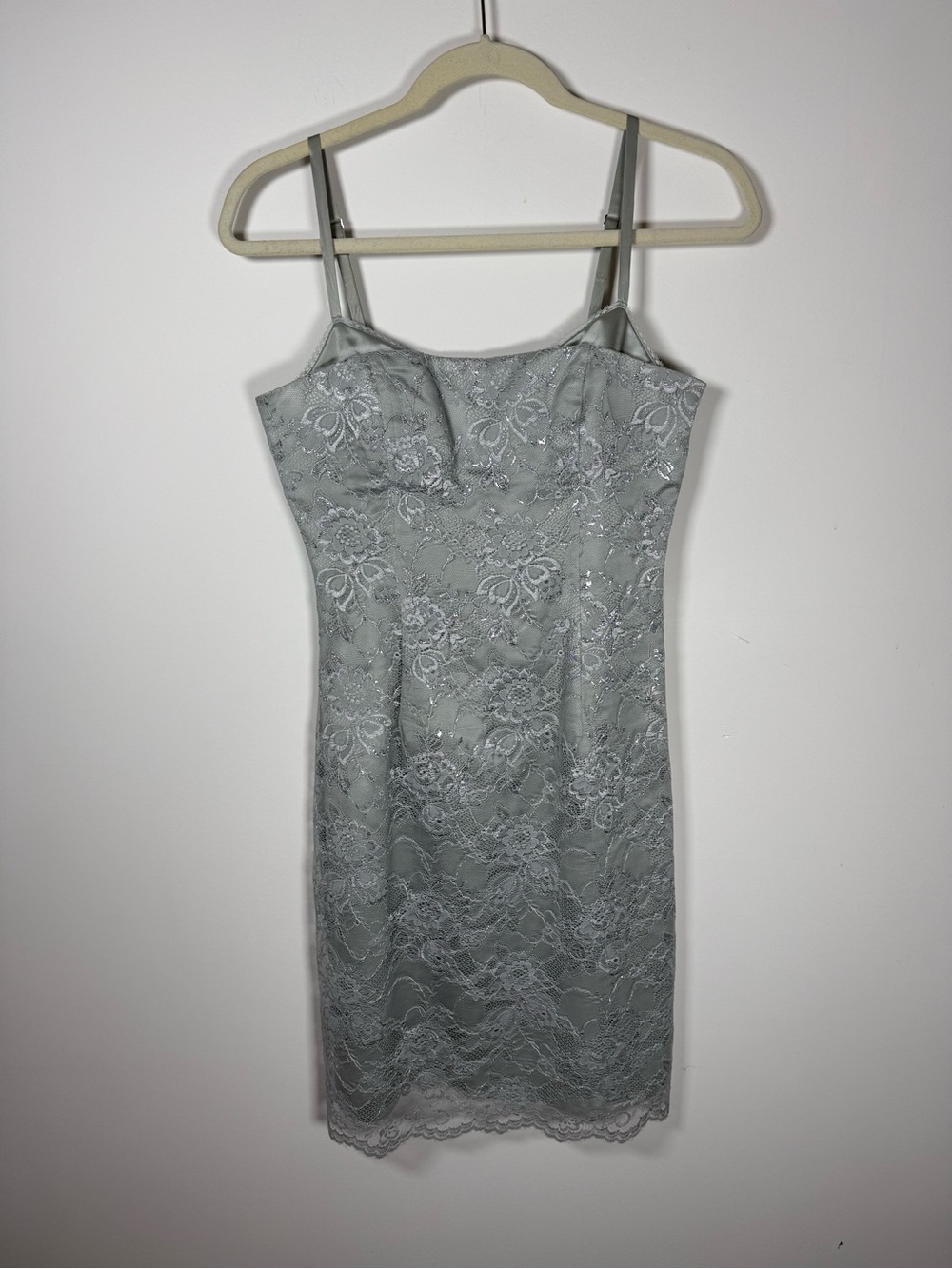 BCBG MAX AZRIA | Y2K 00s Silver Grey Lace Mini Dress Size 2